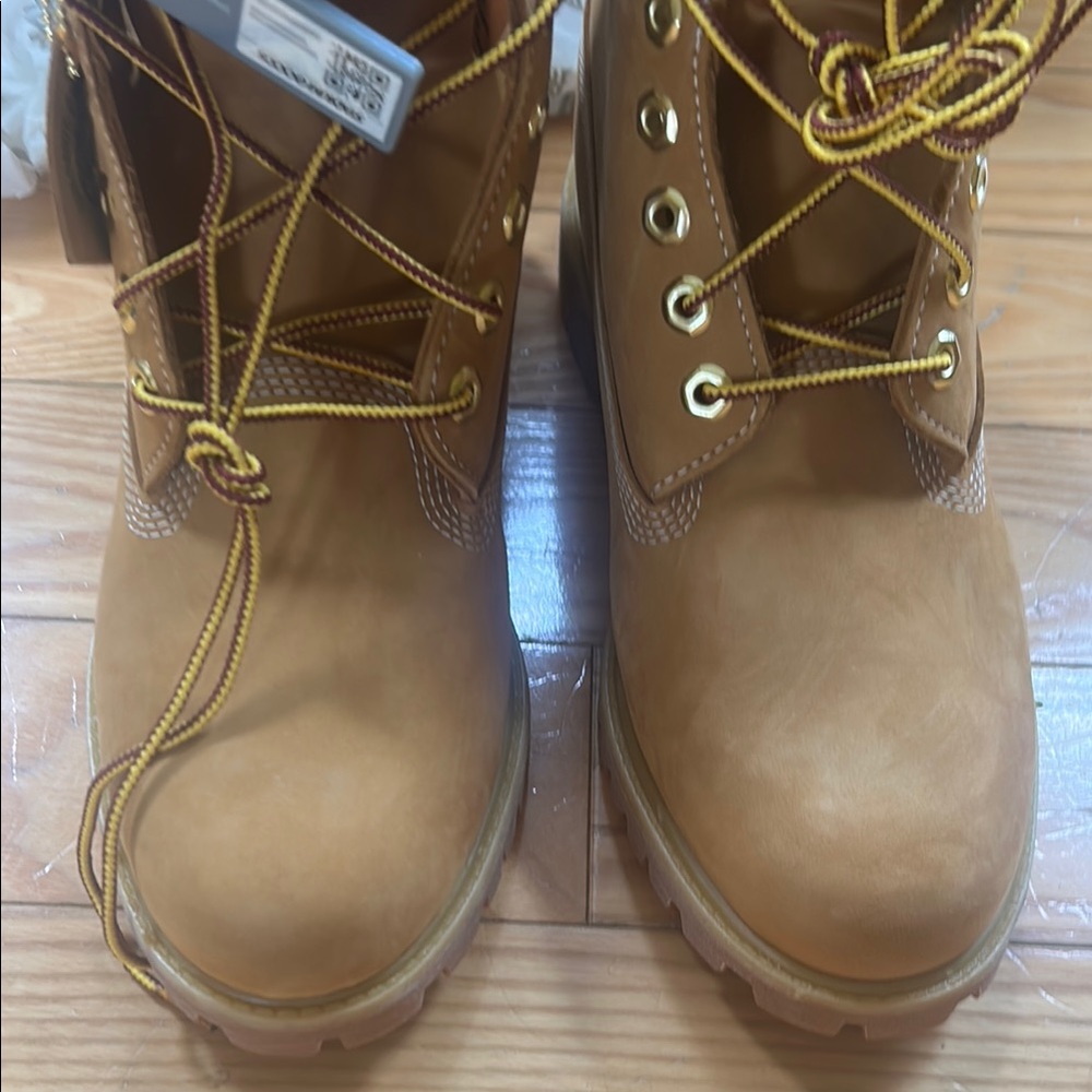 Timberland Premium 6 inch Waterproof Brown Wheat Nubuck Boots with Black Top New - Picture 5 of 10
